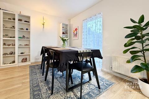 3 bedroom terraced house for sale, Tyson Road, Folkestone CT19