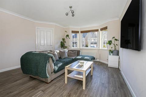 undefined, 19 Bennachie Way, Dunfermline, KY11 8JA