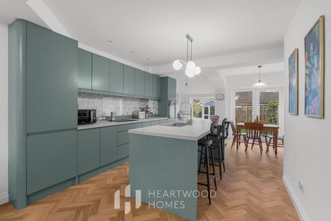 undefined, Leyland Avenue, St. Albans, AL1 2BD
