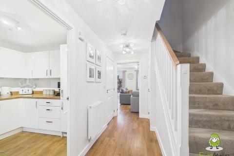 2 bedroom semi-detached house for sale, FAIRWAY ROAD, BASINGSTOKE, RG24