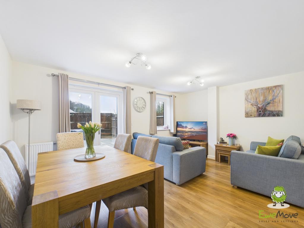 Ewe Move Estate Agents Basingstoke - Fairway Road