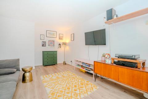 2 bedroom apartment for sale, Down Road, Teddington, TW11