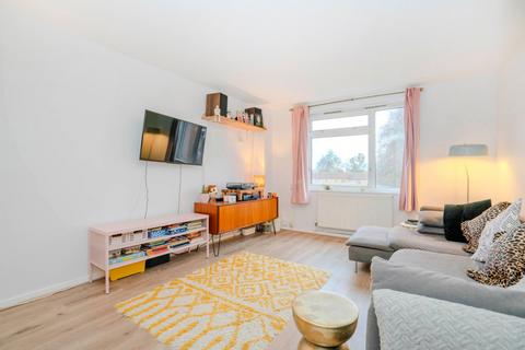 2 bedroom apartment for sale, Down Road, Teddington, TW11
