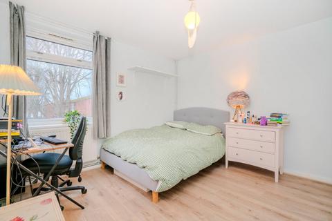 2 bedroom apartment for sale, Down Road, Teddington, TW11