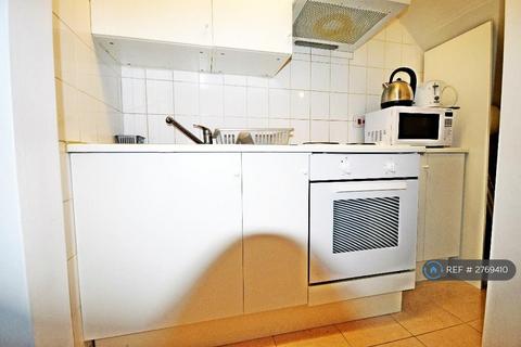 undefined, Ashcroft, London, N14