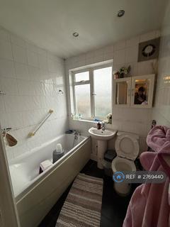 undefined, Yeading Avenue, Harrow, HA2