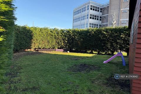 undefined, Lupton Avenue, Leeds, LS9