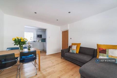undefined, Griggs Court, London, SE1