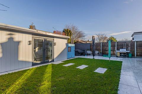 undefined, Philbrick Crescent, Rayleigh, SS6