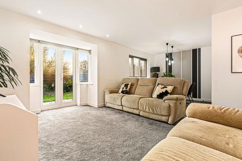 3 bedroom detached house for sale, Hutton Close, Loughborough LE12