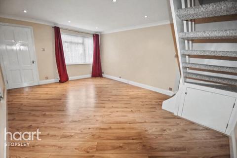 2 bedroom semi-detached house for sale, Leygreen Close, Luton
