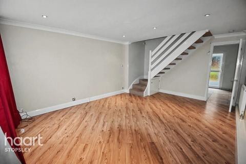 2 bedroom semi-detached house for sale, Leygreen Close, Luton