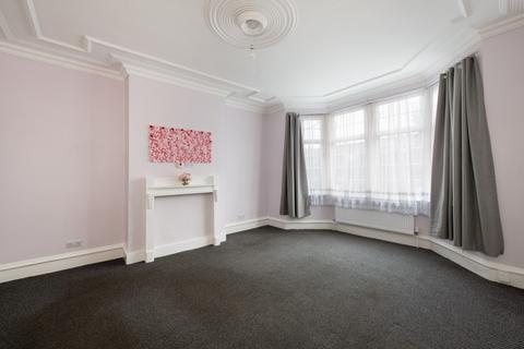 4 bedroom terraced house for sale, James Lane, Leyton, London, E10 6HL