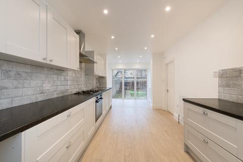 4 bedroom terraced house for sale, James Lane, Leyton, London, E10 6HL
