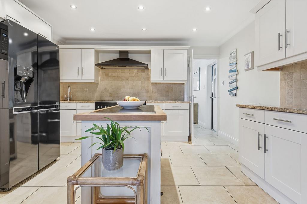 Fitted Kitchen