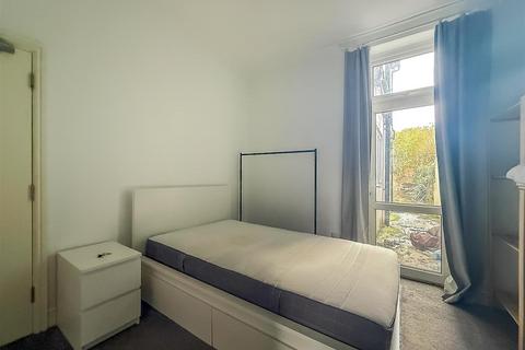 undefined, Seymour Street, Cardiff CF24