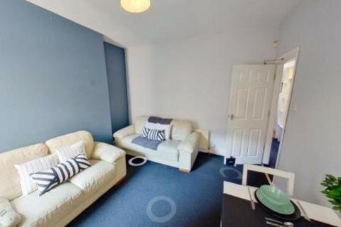 4 bedroom terraced house to rent, Balfour Road, Nottingham, Nottinghamshire, NG7