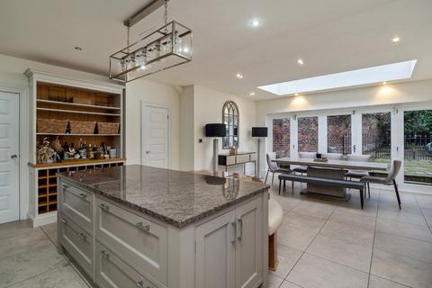5 bedroom detached house for sale, Priory Road, Bowdon, WA14
