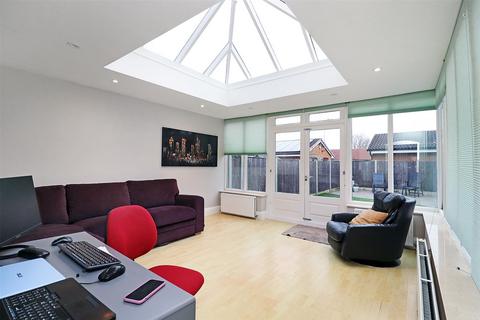 2 bedroom terraced house for sale, Grove Lane, Timperley