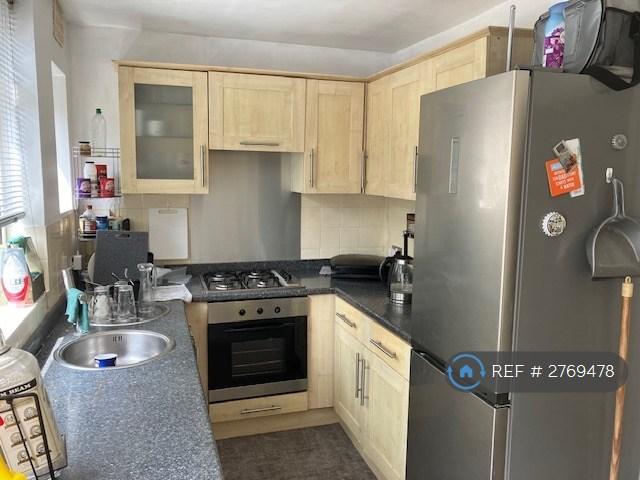 Kitchen 1