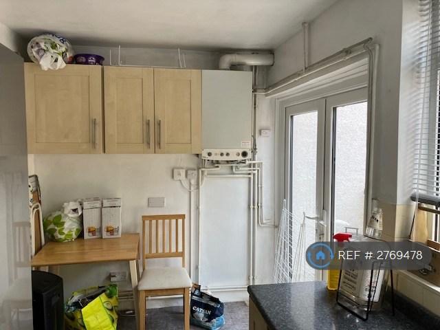 Kitchen 2