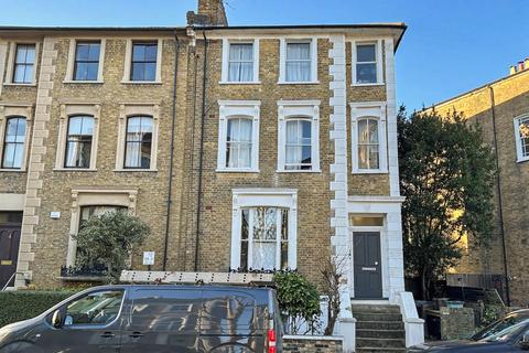 1 bedroom flat for sale, Dartmouth Park Road, Dartmouth Park, London NW5