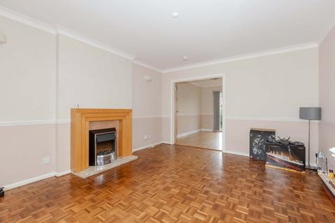 3 bedroom end of terrace house for sale, Orchard Close, Shoreham-by-sea, BN43