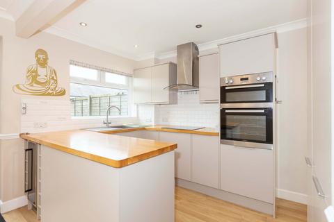 3 bedroom end of terrace house for sale, Orchard Close, Shoreham-by-sea, BN43