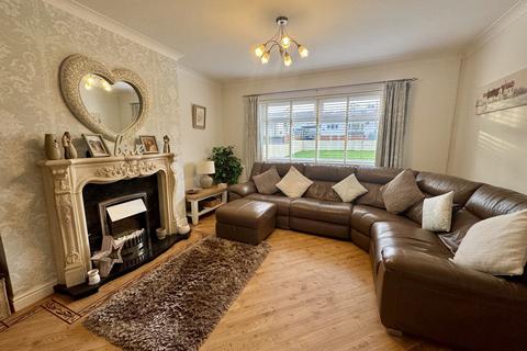 undefined, Lon Gardener, Valley, Anglesey, LL65