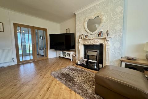 undefined, Lon Gardener, Valley, Anglesey, LL65