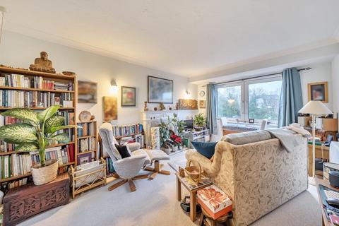 undefined, Surbiton,  Surrey,  KT6