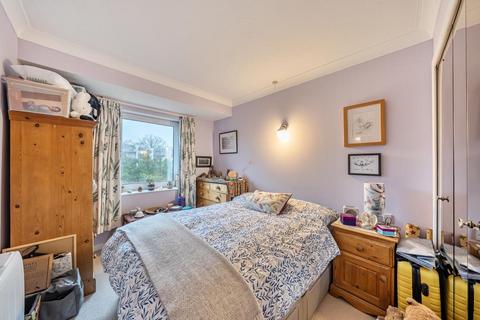undefined, Surbiton,  Surrey,  KT6
