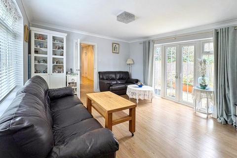 undefined, The Ridgeway, Tonbridge