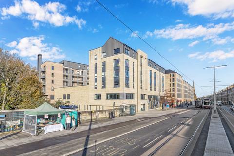 5/53 Shrubhill Walk, Edinburgh, EH7 4FP