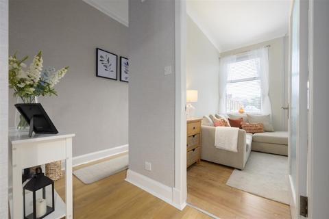 1 bedroom flat for sale, 34A Millhill Street, Dunfermline, KY11 4TG