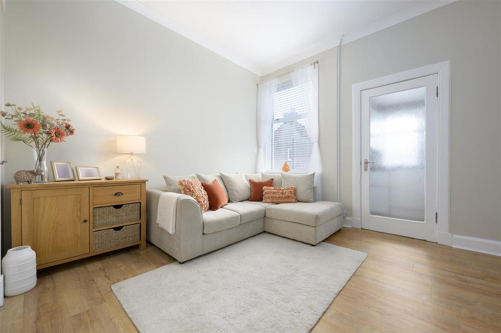34a Millhill Street007.jpg