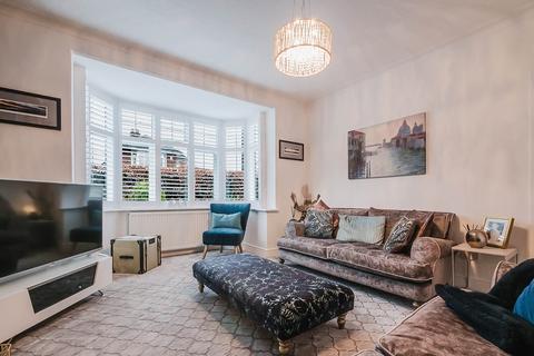 3 bedroom detached house for sale, Teesdale Avenue, Davyhulme, Manchester, M41