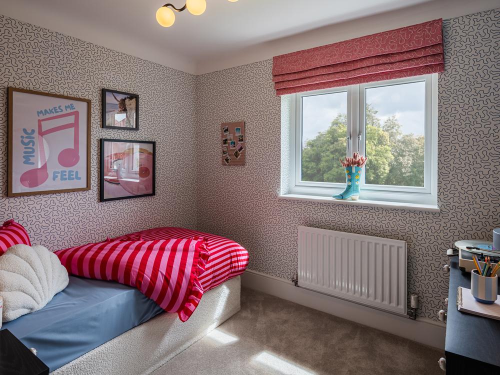 Stratford - Bed 3 - 71858