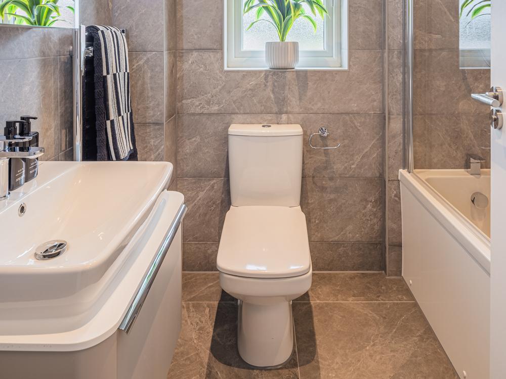 Stratford - Bathroom - 71877