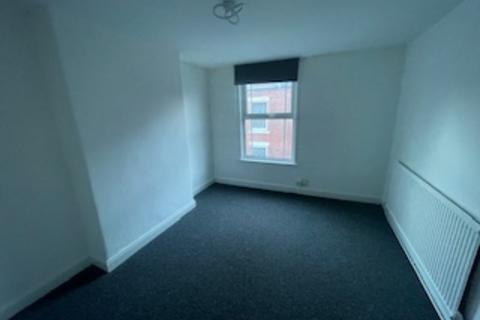 3 bedroom terraced house to rent, robey terrace, Nottingham NG7