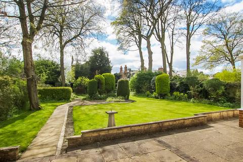 2 bedroom detached bungalow for sale, Friars Pardon, Hurworth, Darlington