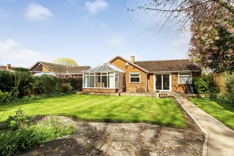 2 bedroom detached bungalow for sale, Friars Pardon, Hurworth, Darlington