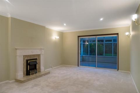 2 bedroom detached bungalow for sale, Friars Pardon, Hurworth, Darlington