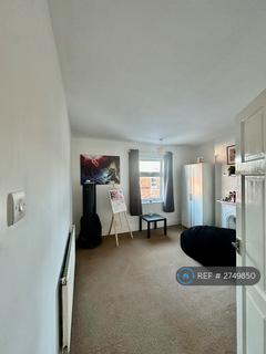 3 bedroom end of terrace house to rent, Halls Road, Stapleford, Nottingham, NG9