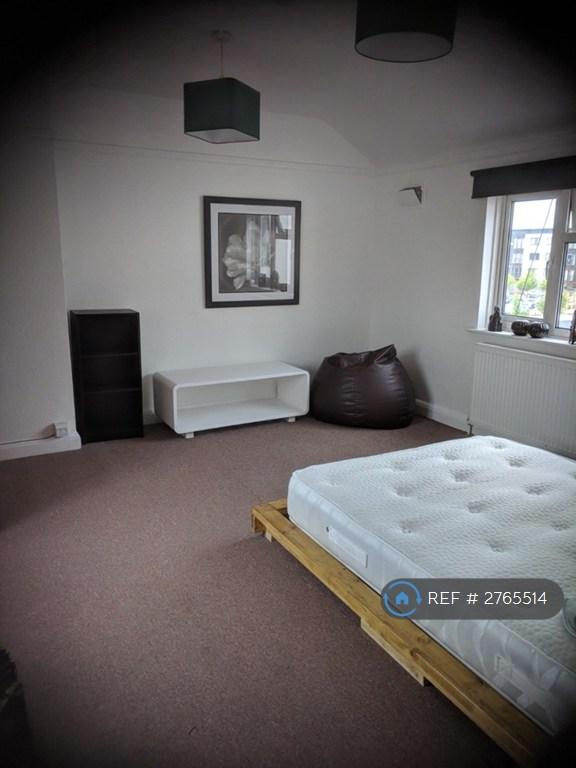 Upstairs Bedroom 3