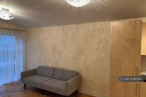 2 bedroom flat to rent, Montmano Drive, Manchester, M20