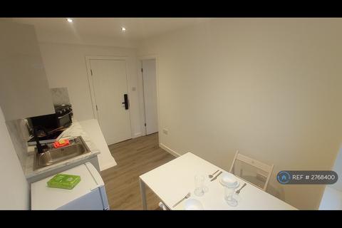 undefined, Swedenborg Gardens, London, E1