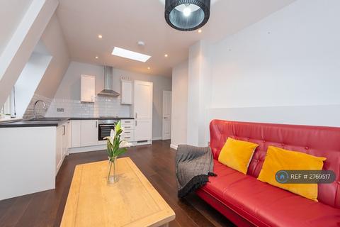 2 bedroom flat to rent, Regan Way, London, N1