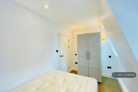 undefined, Vauxhall Bridge Road, London, SW1V