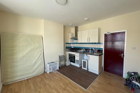 1 bedroom flat to rent, Rawden Place, Cardiff CF11